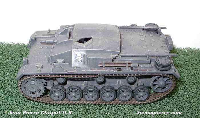 stug3cdjp5.JPG (84064 octets)